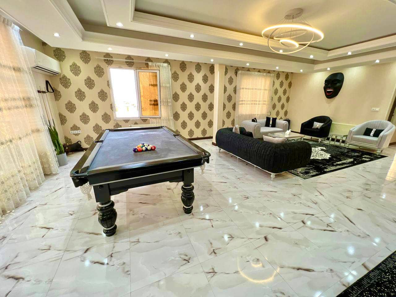 اجاره ویلا با استخر سرپوشیده آبگرم در رودهن