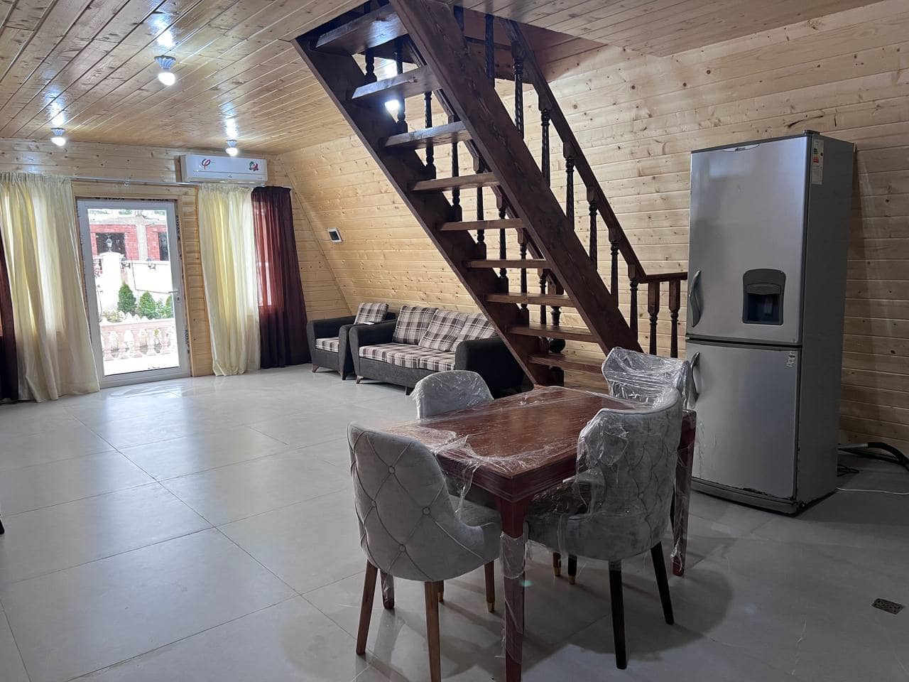 اجاره کلبه سوئدی در روستای گتگسرا نزدیک ساحل گیسوم