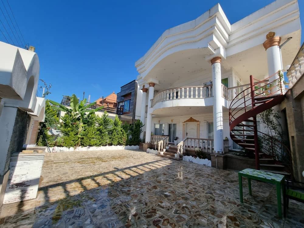 اجاره ویلا با استخرآبگرم در سرخرود نزدیک ساحل