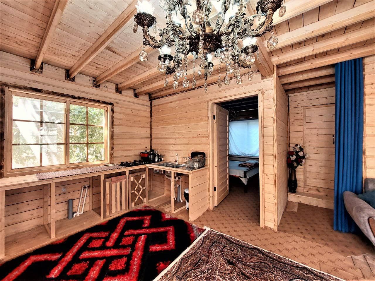 اجاره کلبه چوبی جنگلی در روستای امام زاده شفیع