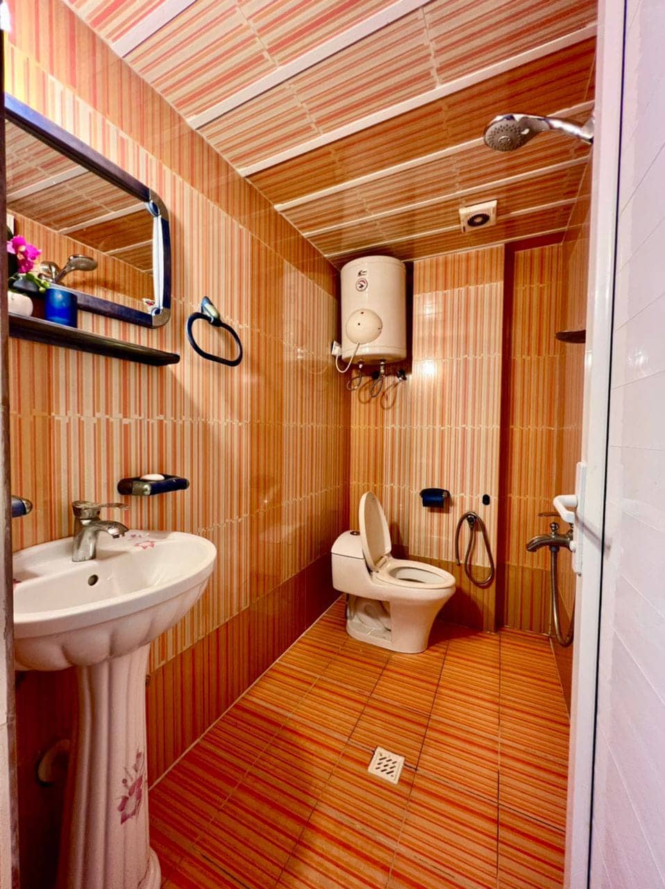 اجاره آپارتمان در نخل زرین قشم - 4