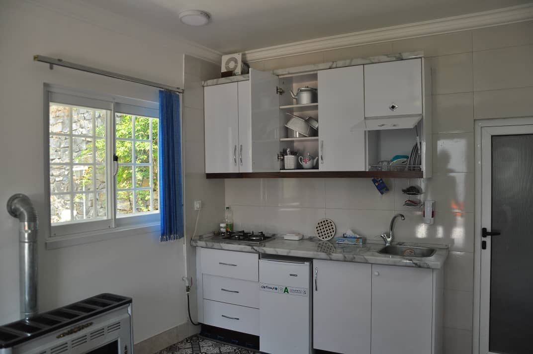 اجاره ویلا در روستای پلکانی ریگ چشمه بالا - مینودشت _ واحد سه