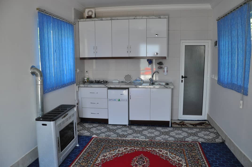 اجاره ویلا در روستای پلکانی ریگ چشمه بالا - مینودشت _ واحد سه