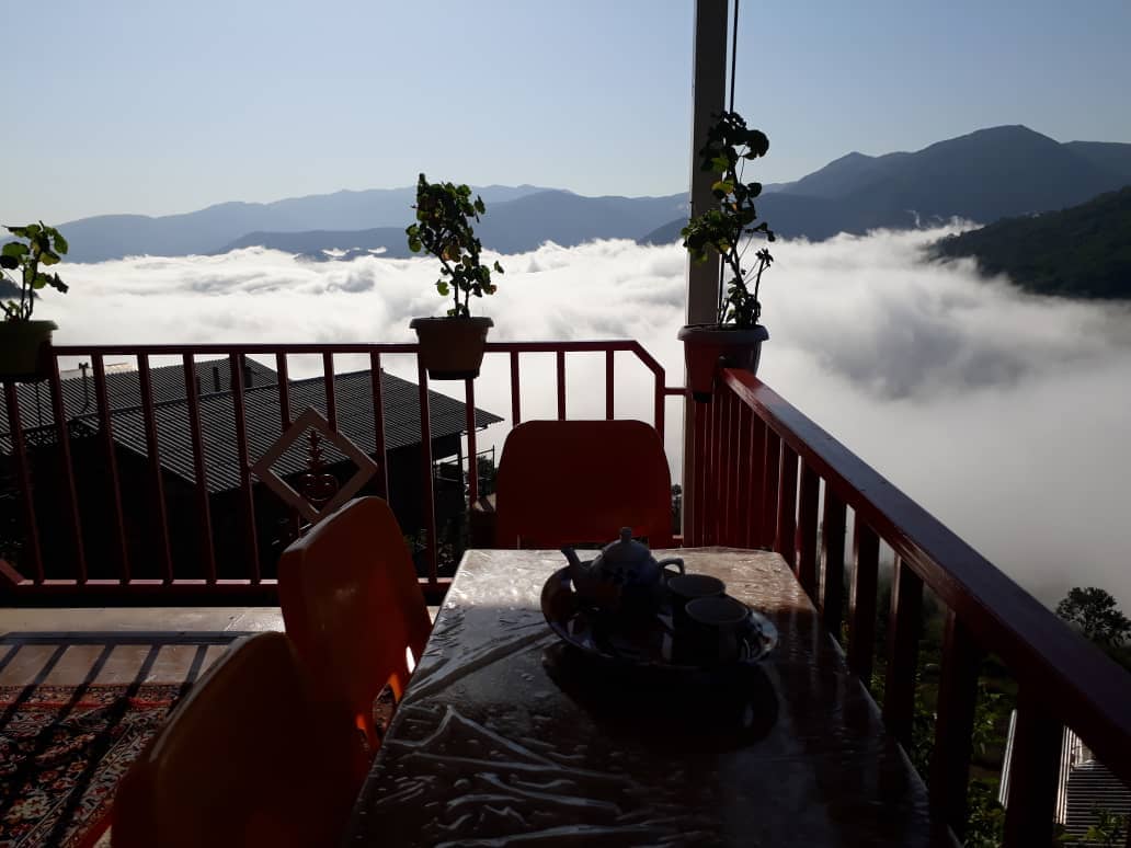 اجاره ویلا با چشم انداز جنگل در علی آبادکتول - طبقه سوم