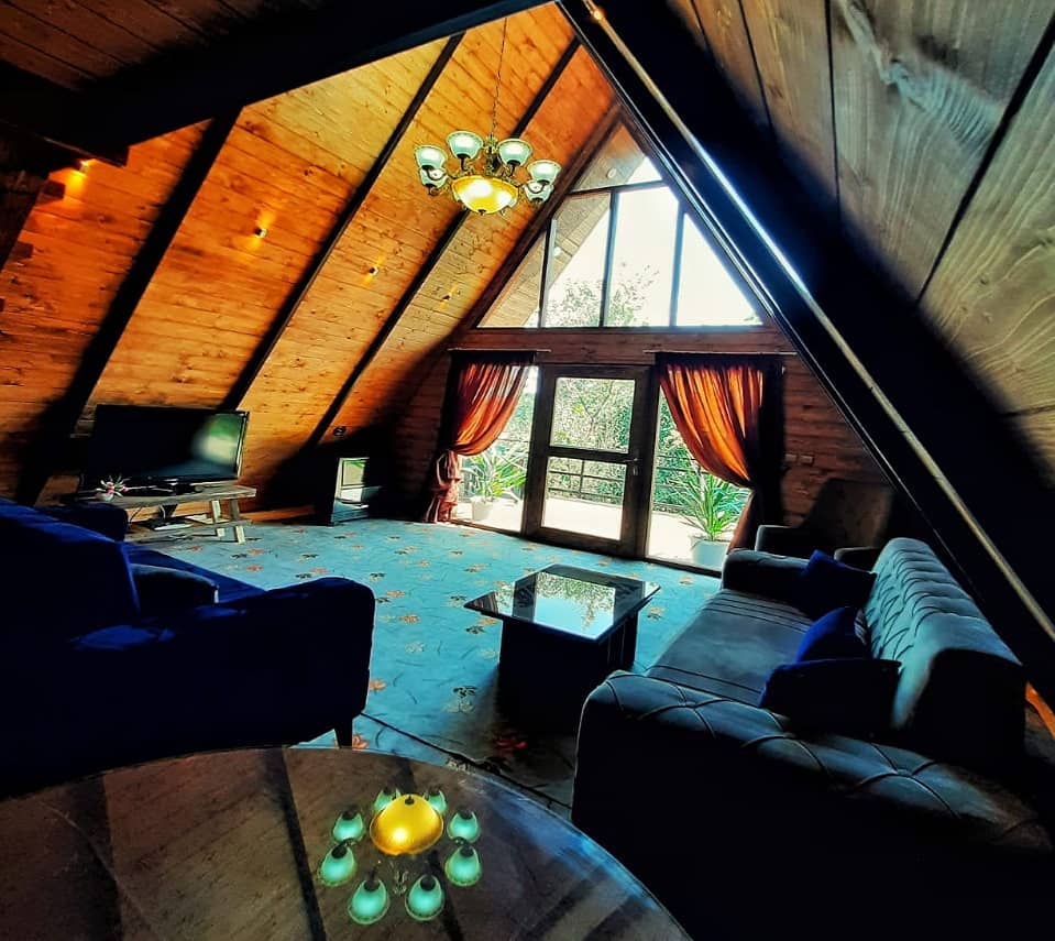 اجاره کلبه سوئیسی جنگلی در روستای سراکه