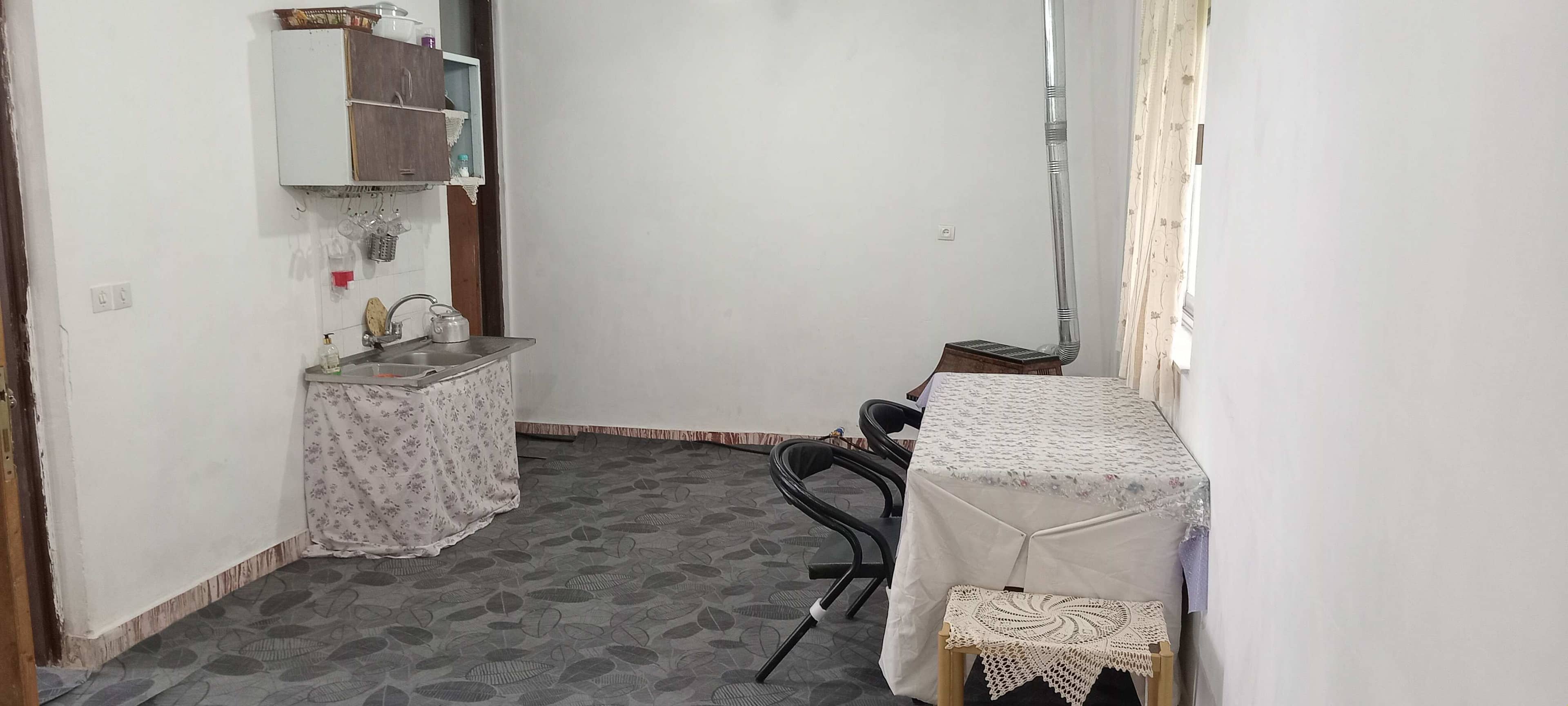 اقامتگاه جنگلی در روستای حاجیده توتکابن نما