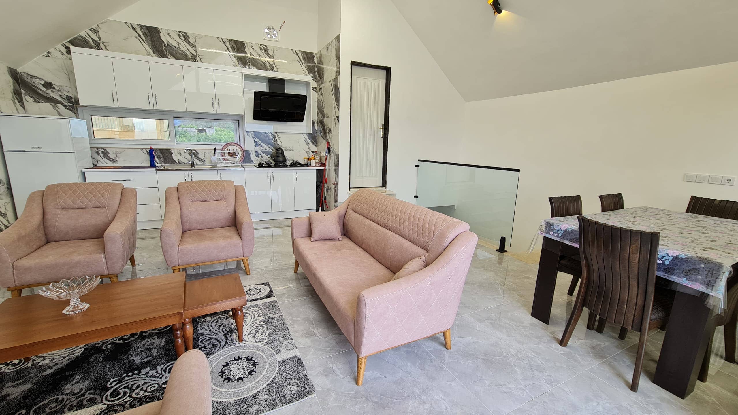 اجاره ویلا کوهستانی در روستای ولم بهشهر - جکوزی دار