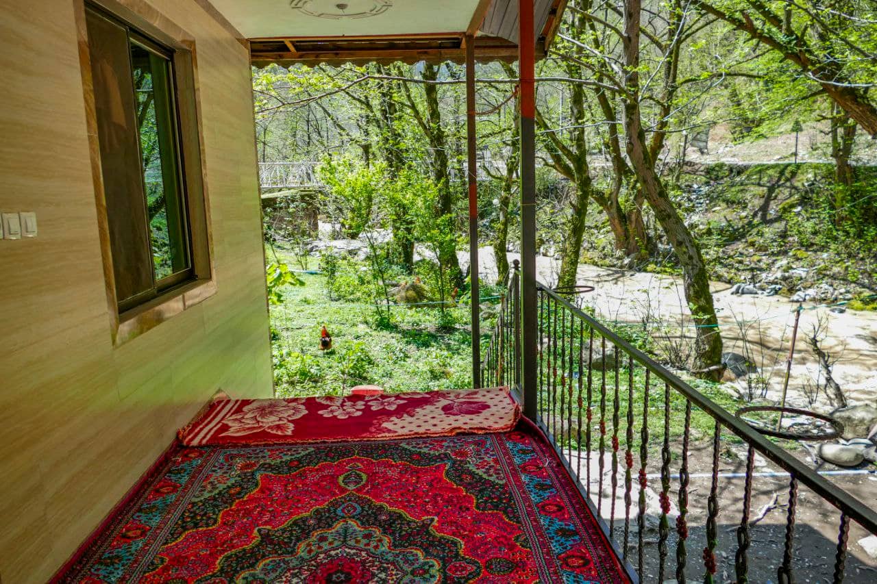 اجاره خانه باغ نزدیک رودخانه در گیجاو - همکف