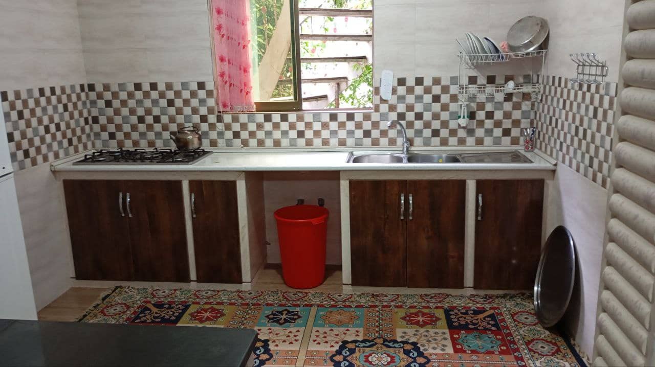 اجاره خانه باغ نزدیک رودخانه در گیجاو - همکف