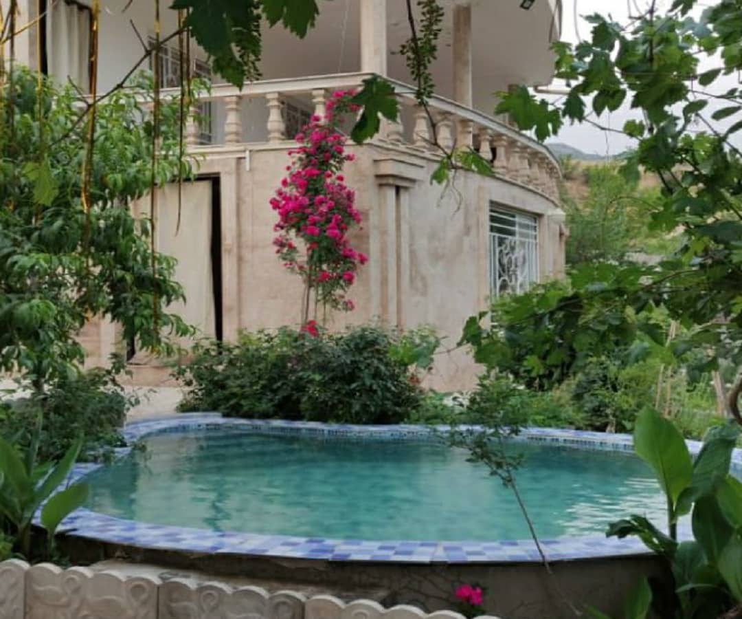 اجاره ویلا باغ استخردار در روستای علشلوی شهر کلیبر