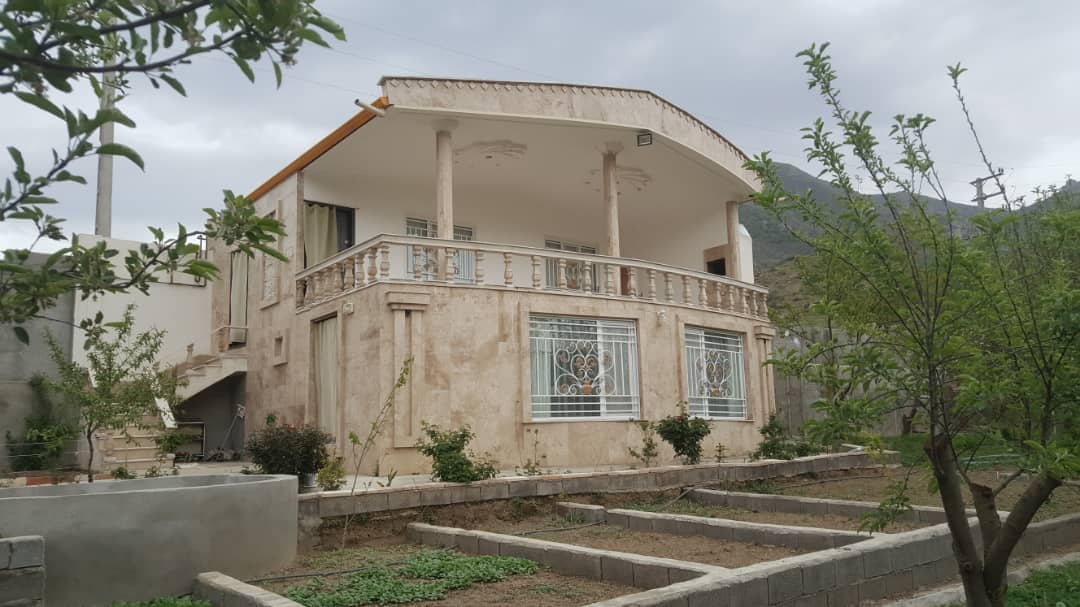 اجاره ویلا باغ استخردار در روستای علشلوی شهر کلیبر
