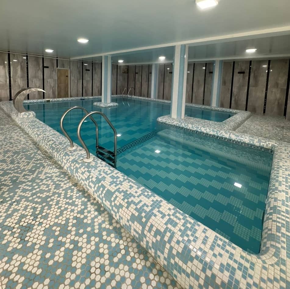 اجاره ویلا با استخر آبگرم در گردنه حیران آستارا