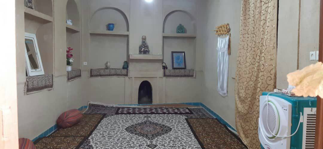 اجاره اتاق بومگردی در کیان - اتاق1