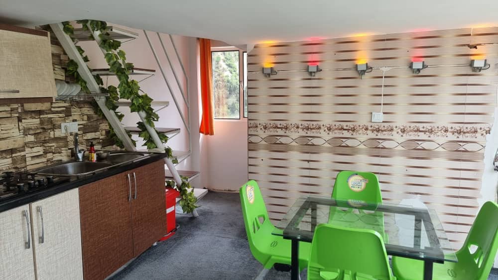 اجاره ویلا استخردار جنگلی در روستای کجور - پنج خواب