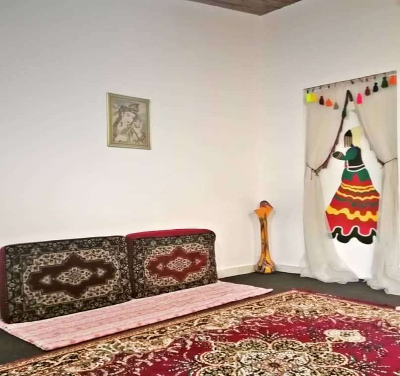 اجاره اتاق بومگردی در روستای میان لات - خانم جان