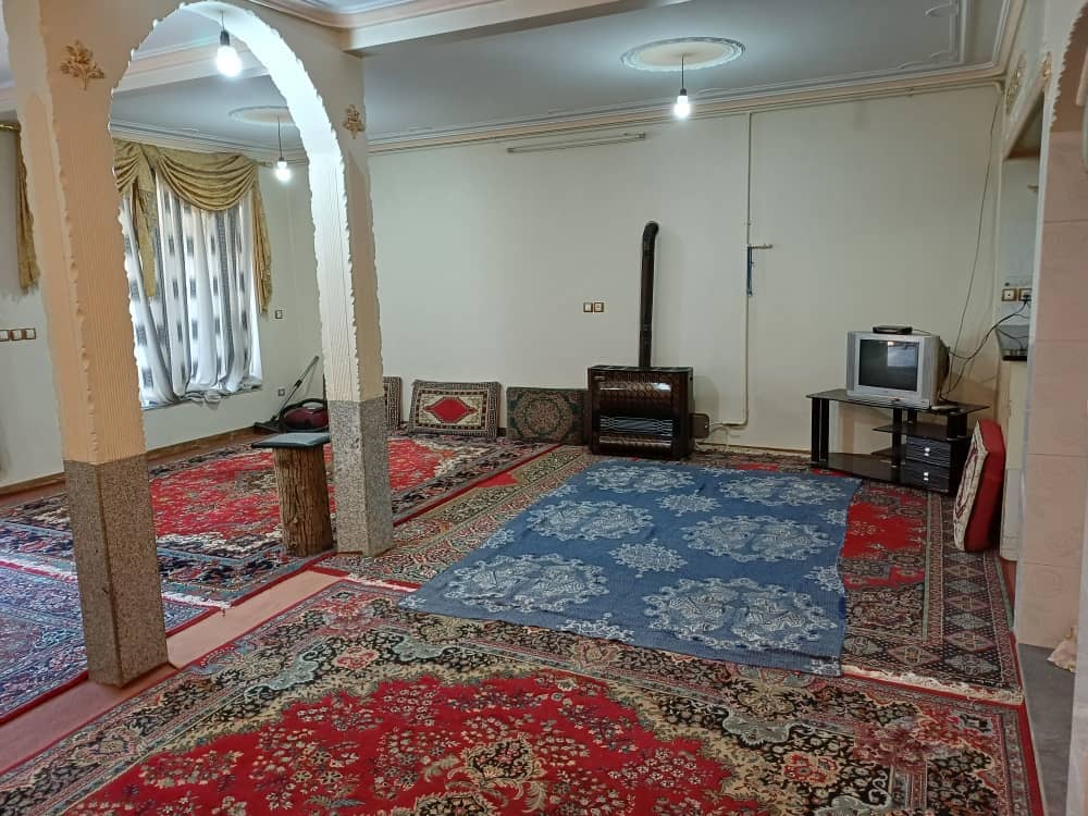 اجاره منزل مبله در همدان - طبقه همکف
