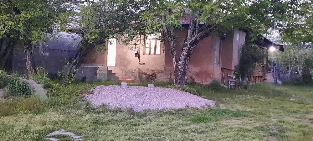 اجاره کلبه سنتی در روستای حلیمه جان - پدر