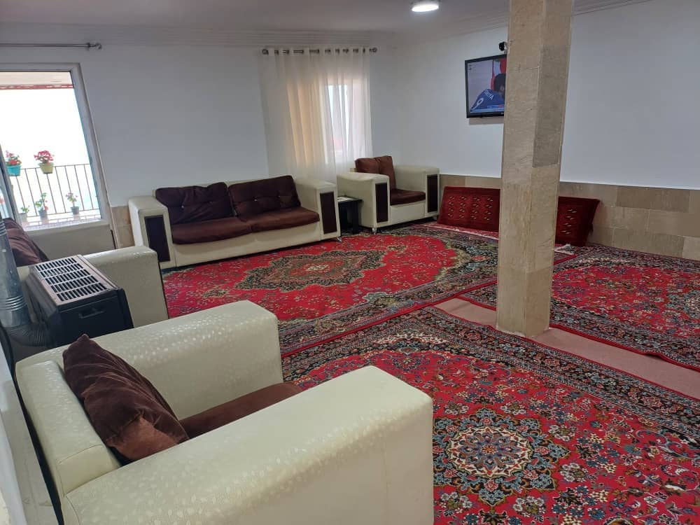 اجاره ویلا با چشم انداز جنگل در افراتخته - طبقه دوم