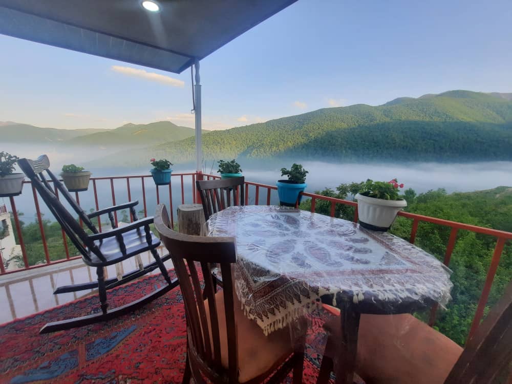 اجاره ویلا با چشم انداز جنگل در افراتخته - طبقه دوم