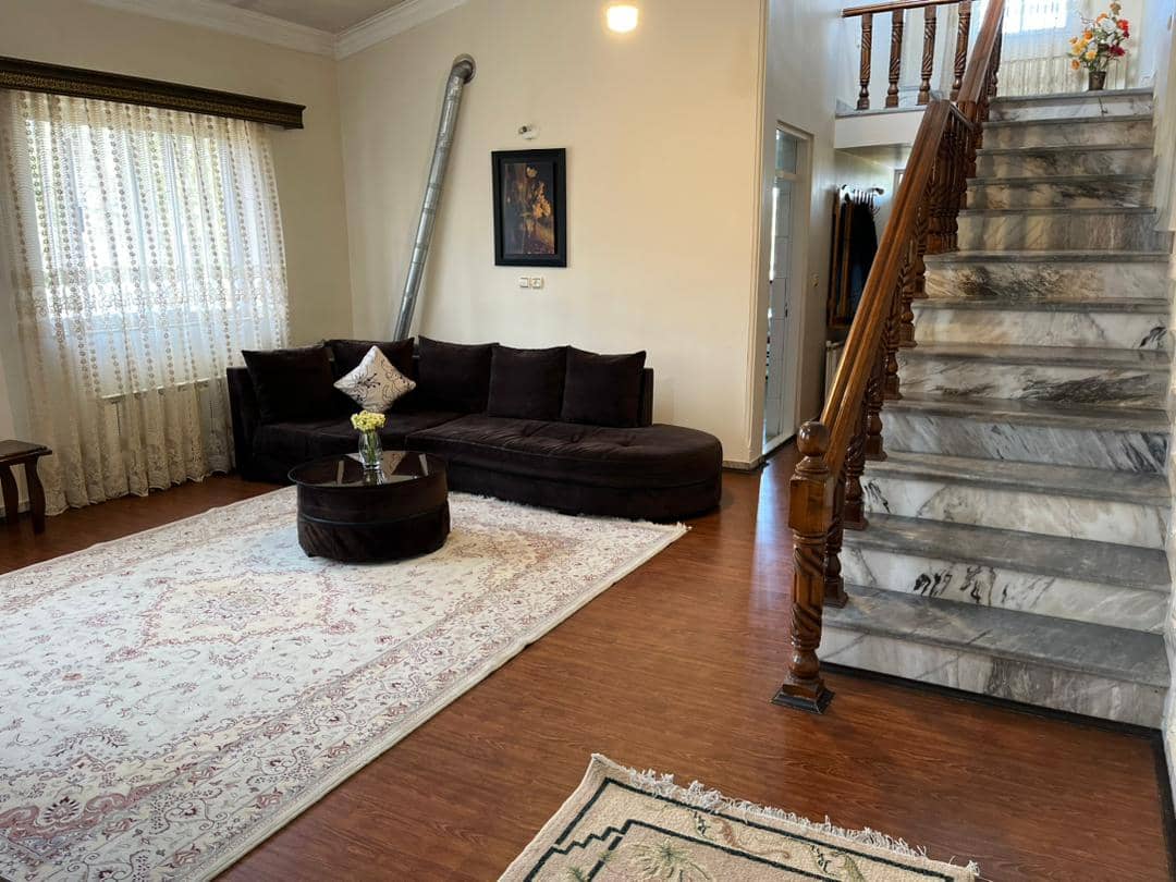 اجاره ویلا با استخر آبگرم در نیاسته