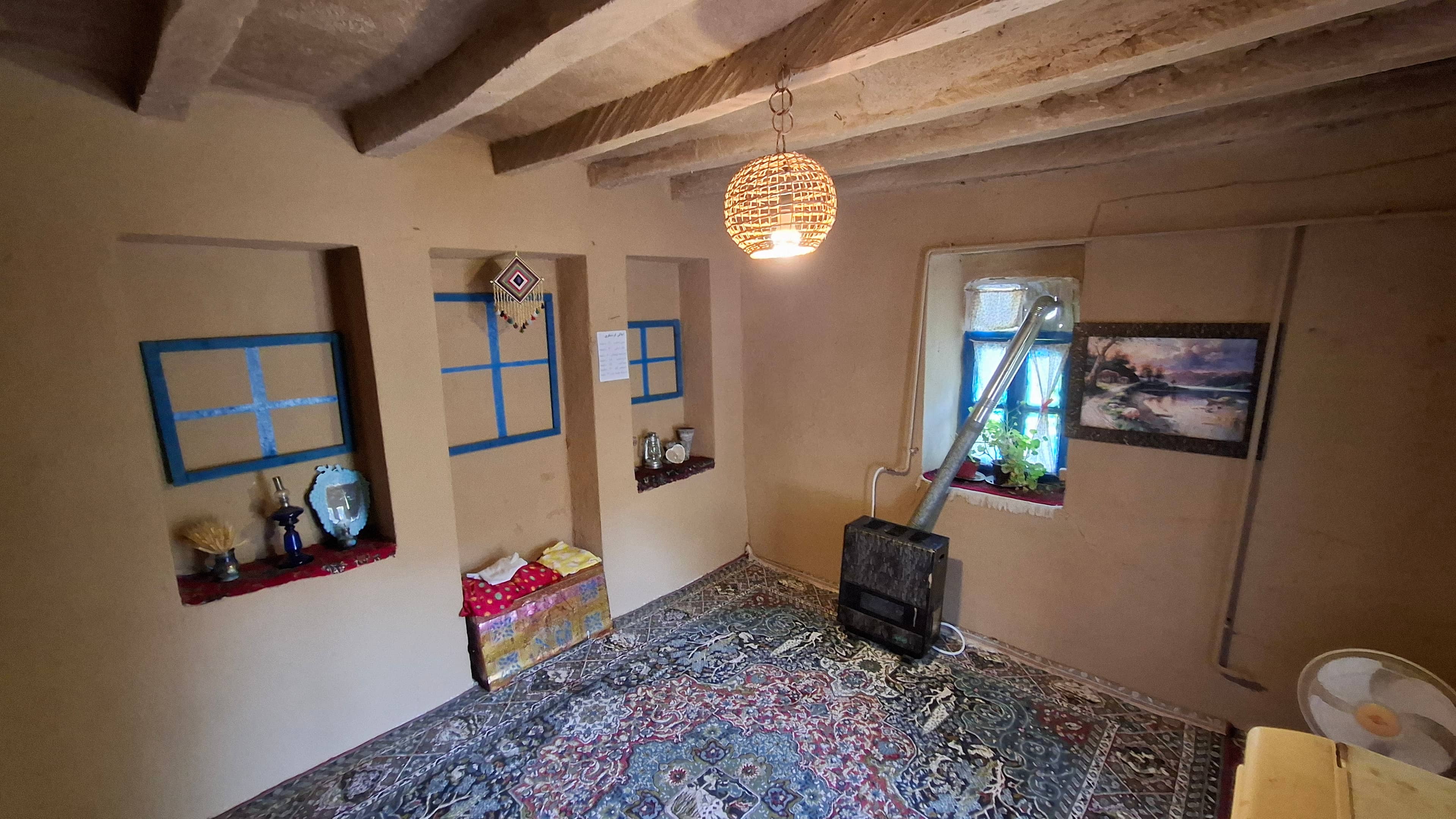 اجاره اقامتگاه بومگردی در روستای حاجی ده توتکابن