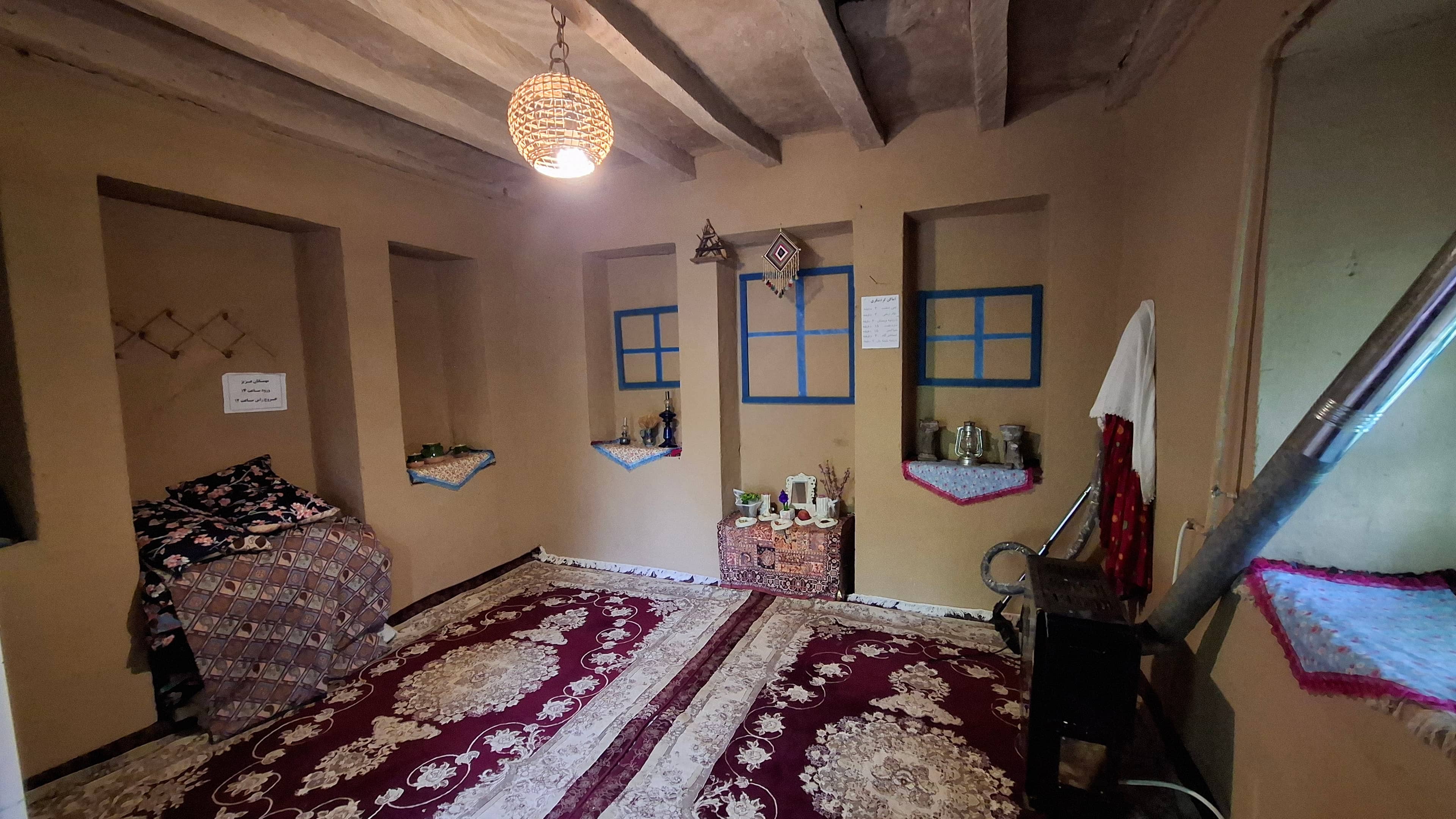 اجاره اقامتگاه بومگردی در روستای حاجی ده توتکابن