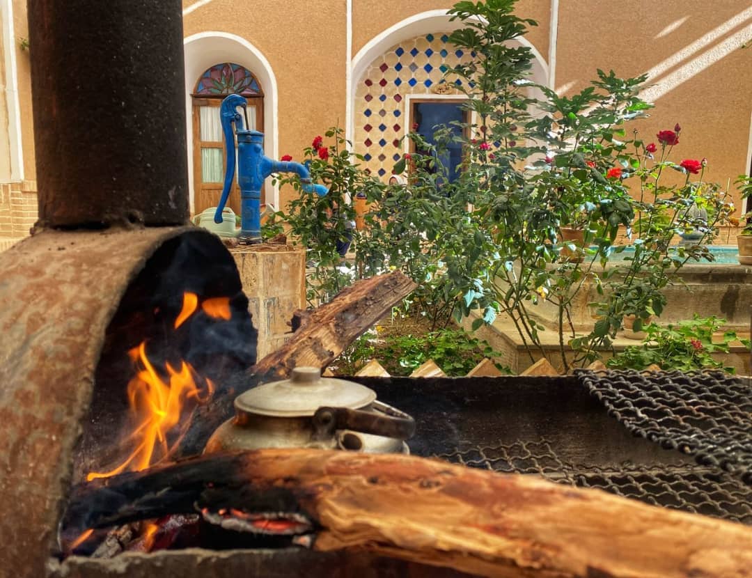 اجاره بومگردی سنتی در تودشک اصفهان- هشتی