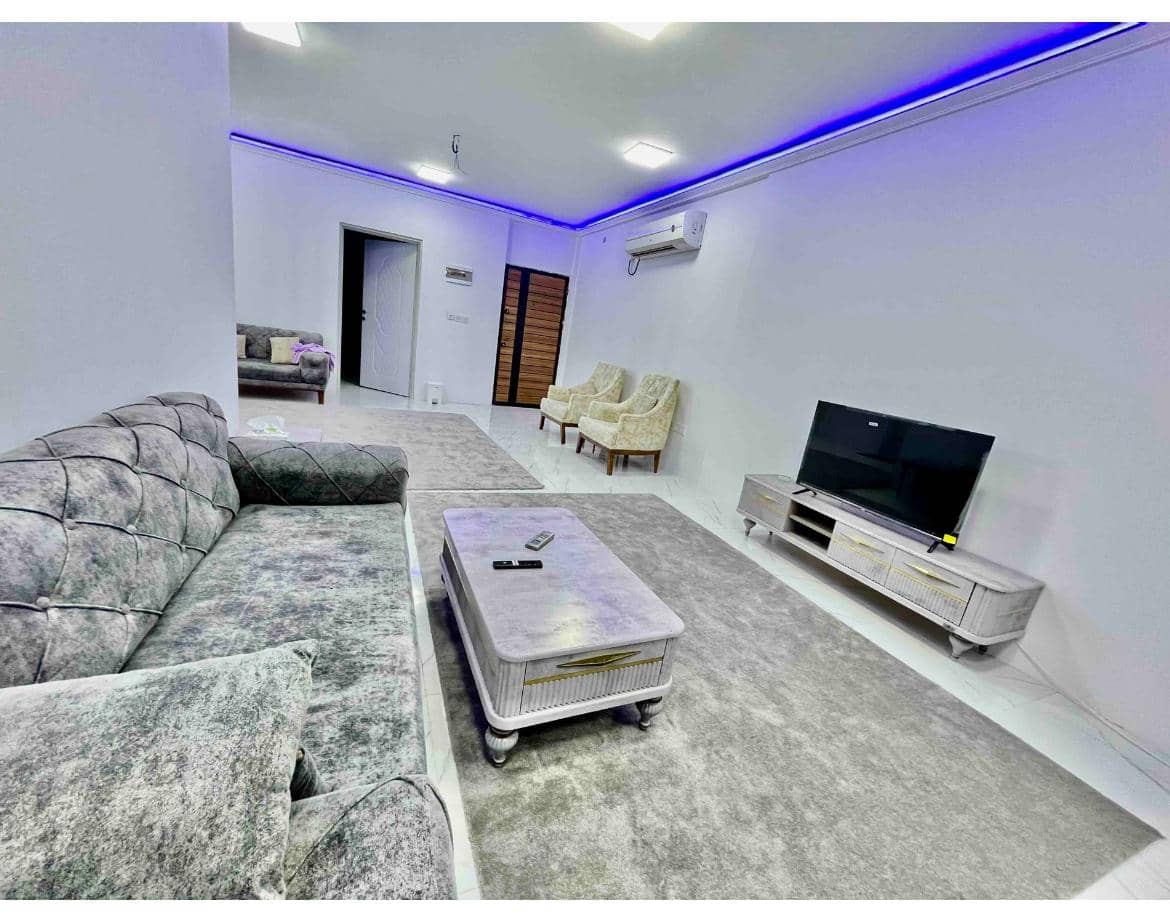 اجاره آپارتمان دو خواب در فلکه برق بندرعباس