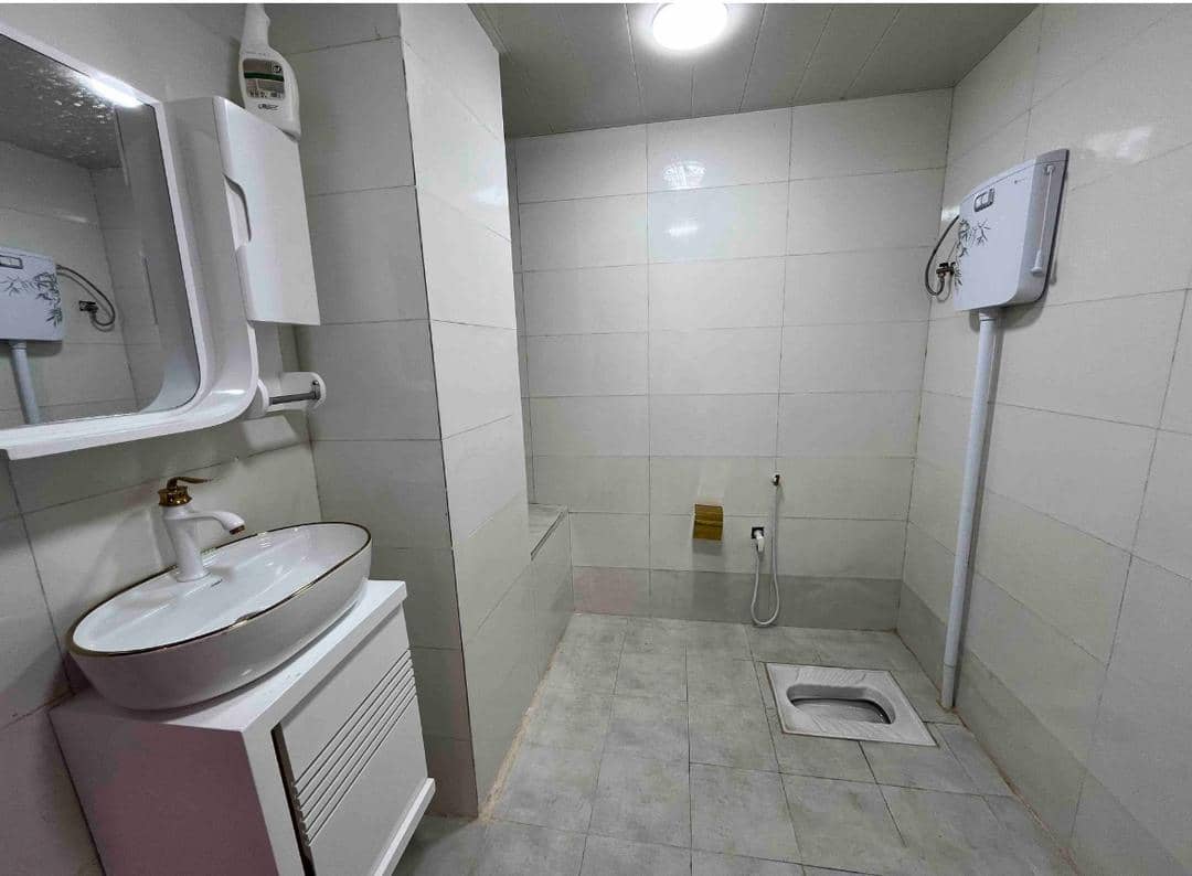 اجاره آپارتمان دو خواب در فلکه برق بندرعباس