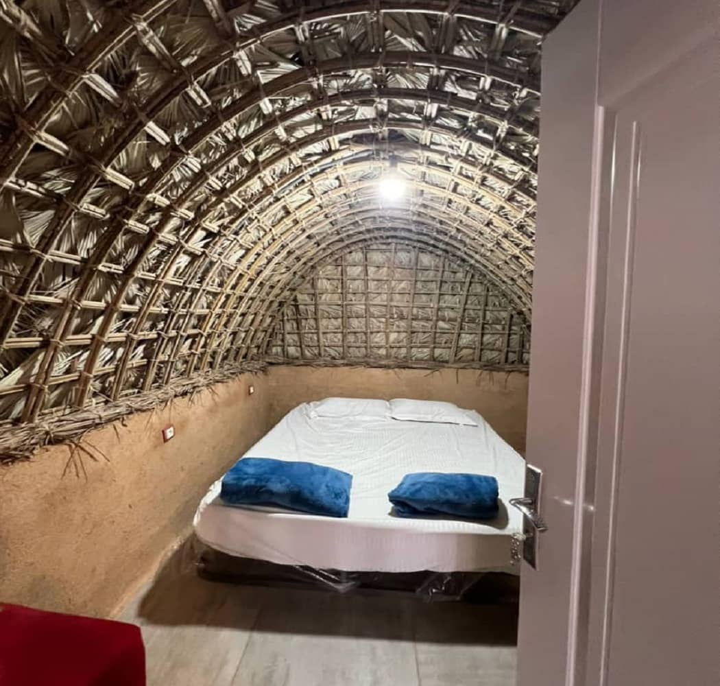 اجاره بومگردی در جزیره هرمز - کلبه نخل جنوب