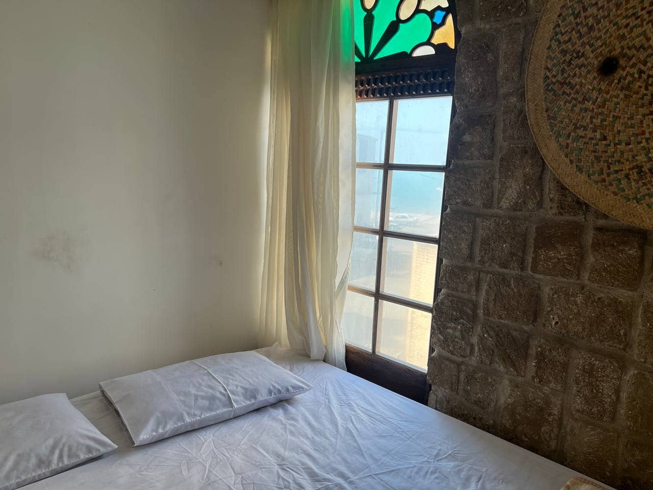 اجاره اتاق بومگردی ساحلی در بوشهر - فیروزه 1