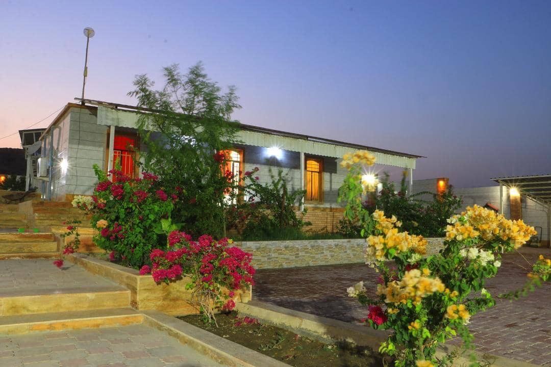 اجاره ویلا استخر روباز آب سرد در روستای دشت امام بندرعباس