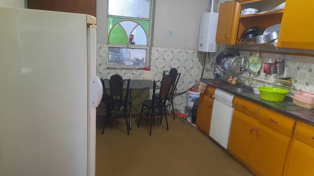 اجاره منزل در زیرگذر ساحلی شیراز - دوخوابه طبقه ی اول