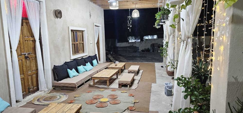 اجاره بومگردی ساحلی در روستای تورگان قشم - اتاق خورشید