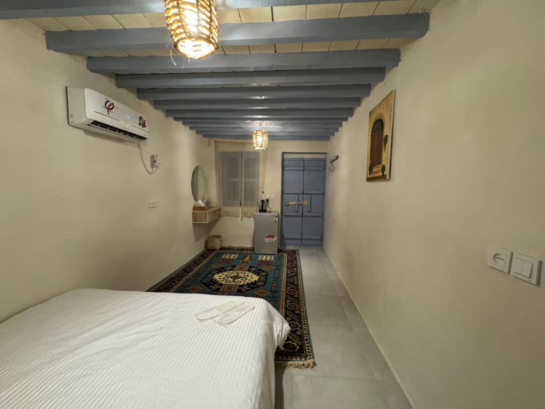 اجاره بومگردی در شهرک رمکان قشم - اتاق گرمزنگی