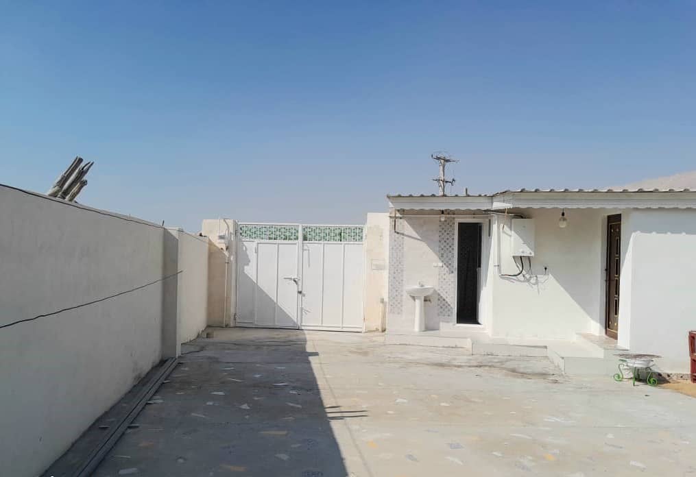 اجاره اقامتگاه بومگردی در روستای میلکی - اتاق 1