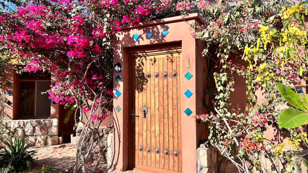 اجاره بومگردی ساحلی در هرمز - اتاق دو خواب