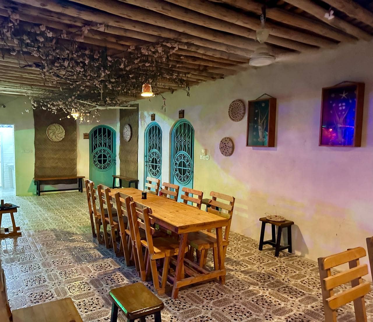 اجاره بومگردی ساحلی در هنگام - اتاق دریا