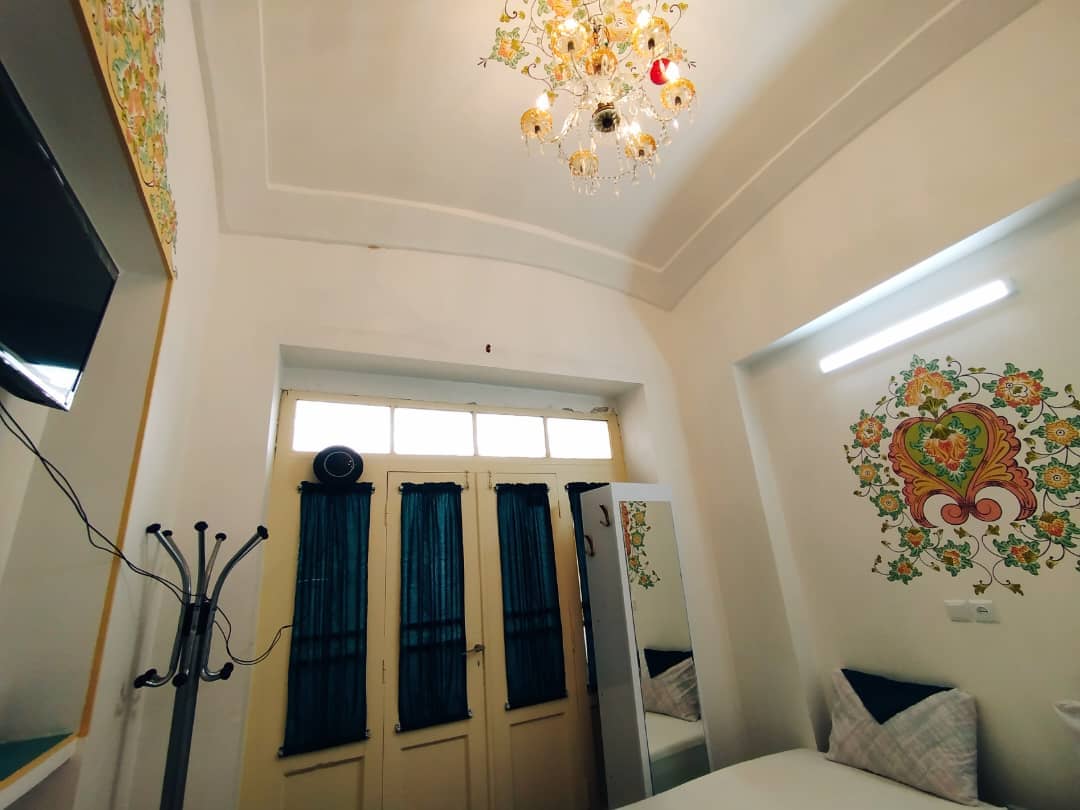 اجاره بوتیک هتل دو تخته مستر در کاشان - 101