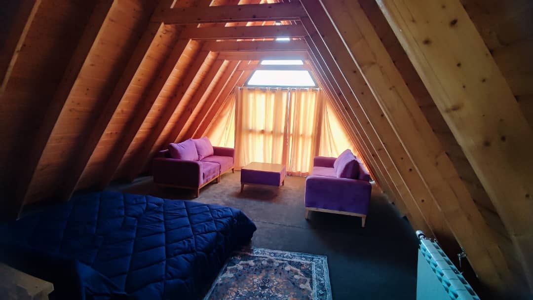 اجاره کلبه سوئیسی در سیاه گلوندان رشت - بلوط