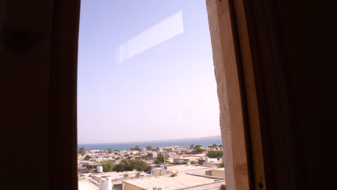 اجاره اتاق بومگردی ساحلی در جزیره ی هنگام - اتاق کری