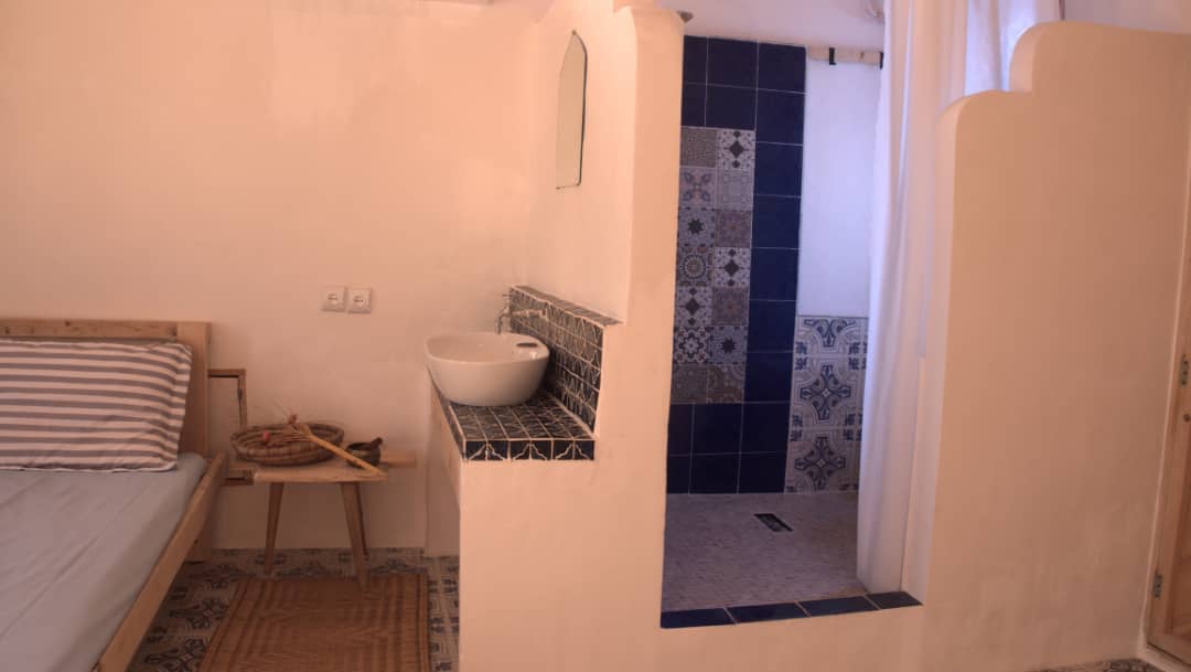 اجاره اتاق بومگردی ساحلی در جزیره ی هنگام - اتاق کری