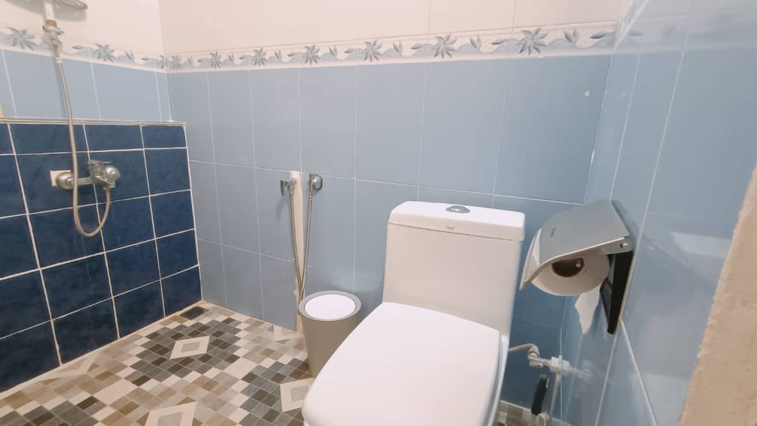 اجاره اتاق بومگردی ساحلی در جزیره ی هنگام - اتاق آبالون