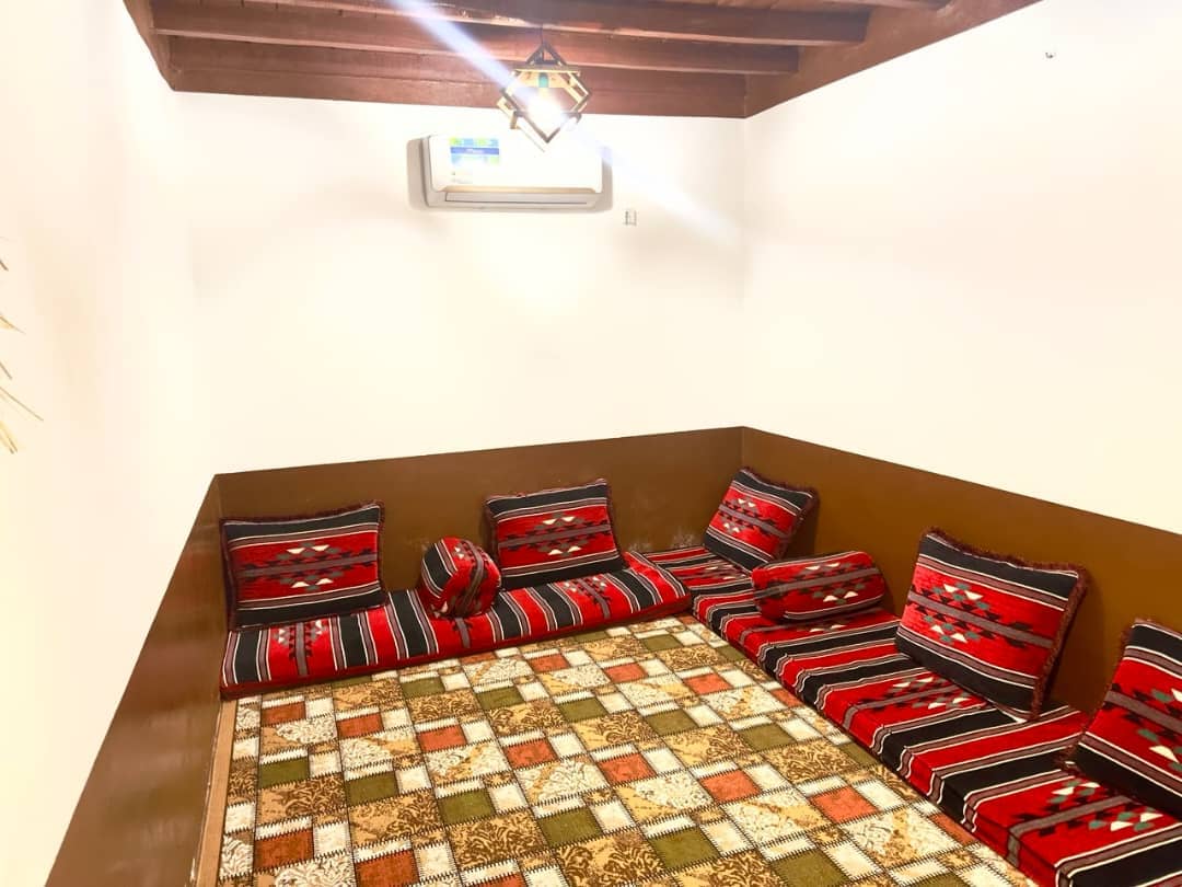 اجاره اتاق بومگردی ساحلی در بلوار ساحلی عسلویه - اتاق 3