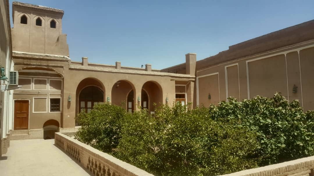 اجاره اتاق بومگردی در بلوار بسیج یزد - اتاق مهربانی