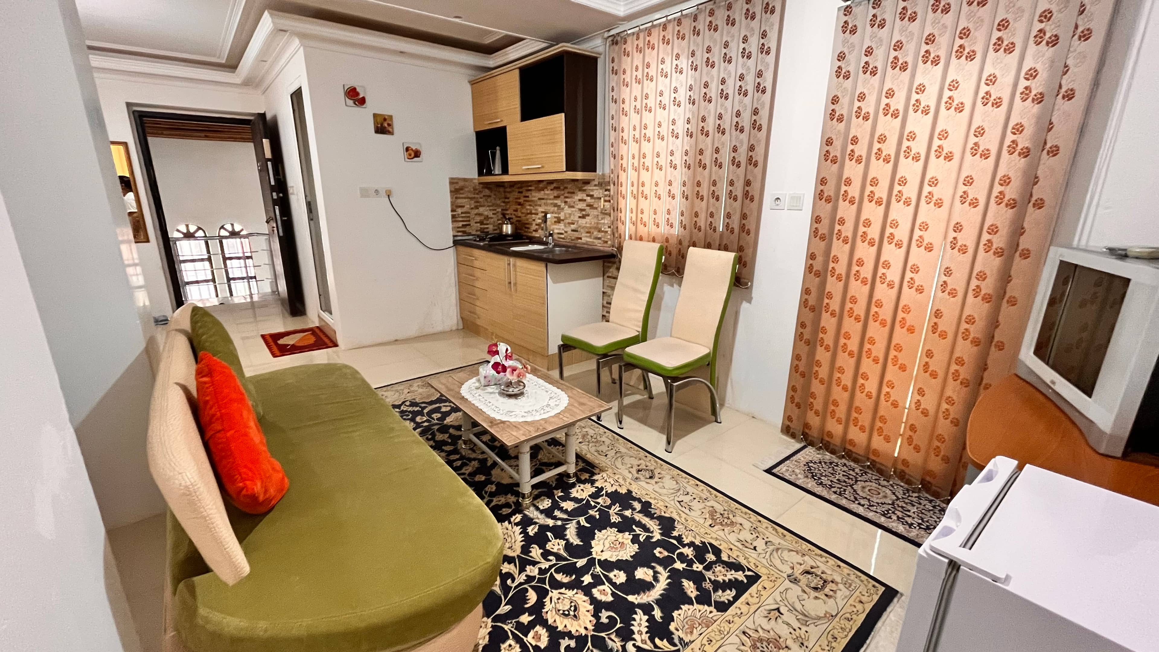 اجاره منزل مبله در خیابان فلسطین قشم - نزدیک ساحل