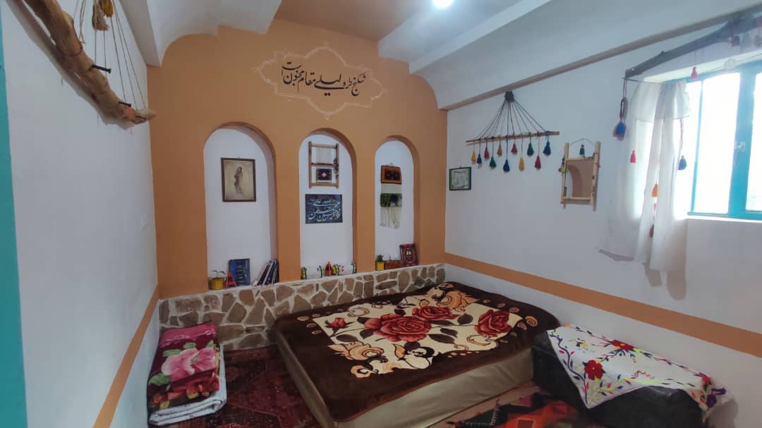 اجاره اتاق بومگردی در تنگ چوگان کازرون - اتاق لیلی