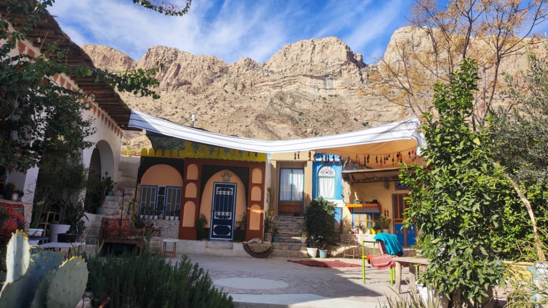 اجاره اتاق بومگردی در تنگ چوگان کازرون - اتاق لیلی