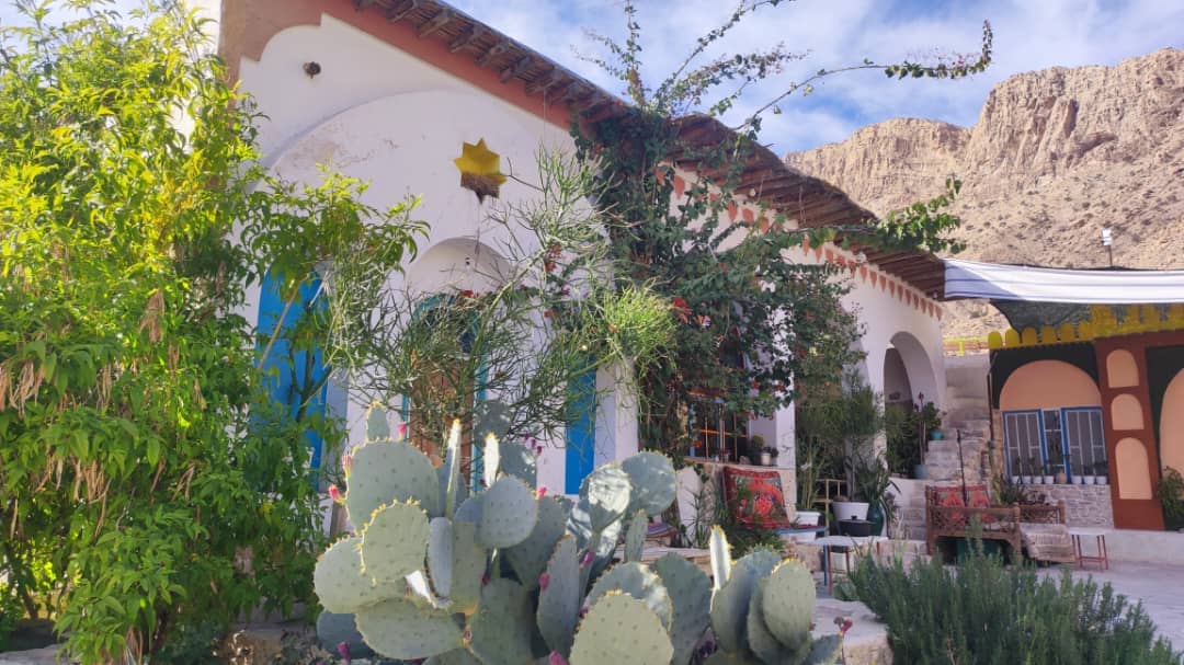 اجاره اتاق بومگردی در تنگ چوگان کازرون - اتاق لیلی