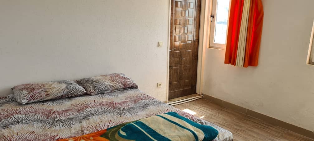 اجاره متل ساحلی ویو رو به دریا در بابلسر - سه خواب